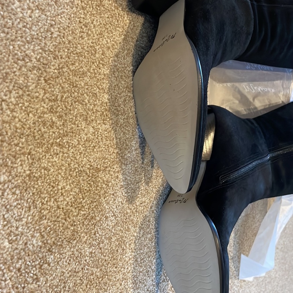 NWT The Perfect Black suede boots - Picture 8 of 12